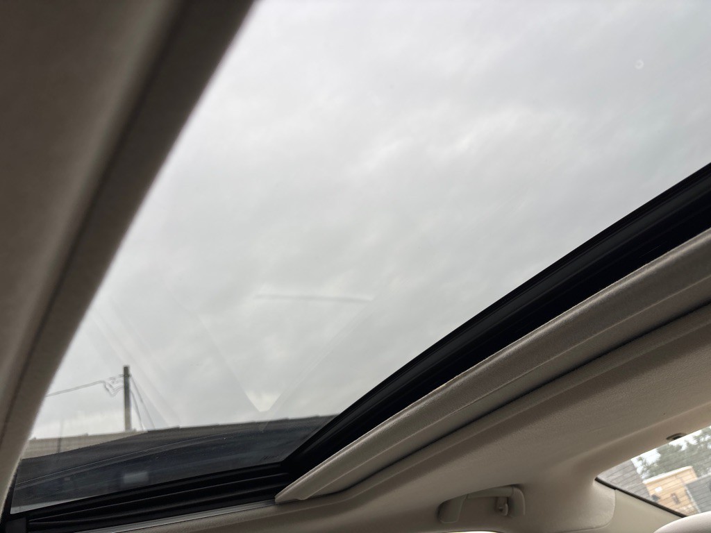 2011 Toyota Camry Image 23