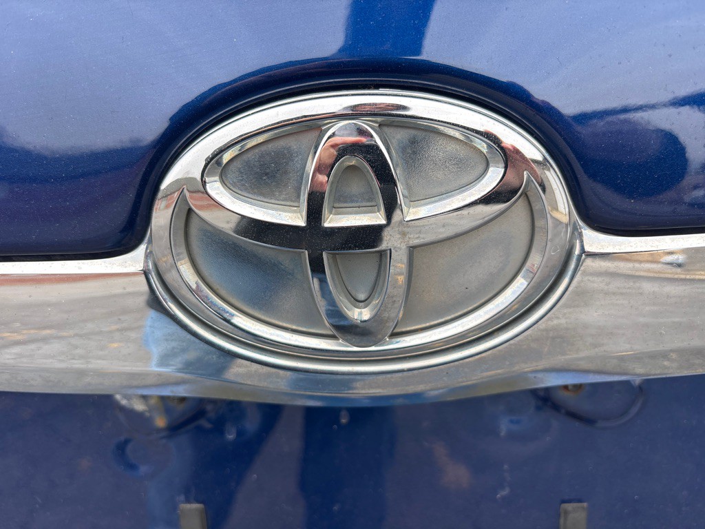 2011 Toyota Camry Image 29