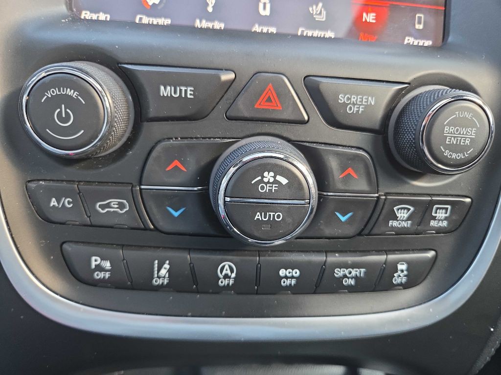 2018 Dodge Durango Image 32