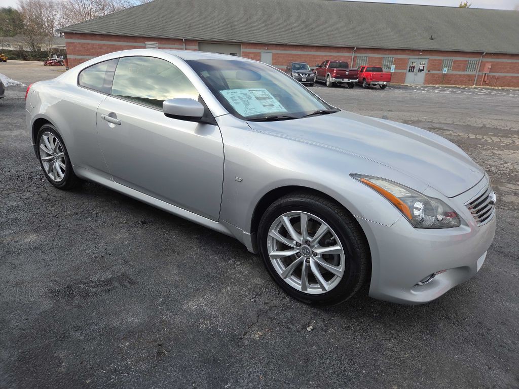 2014 INFINITI Q60 Image 4