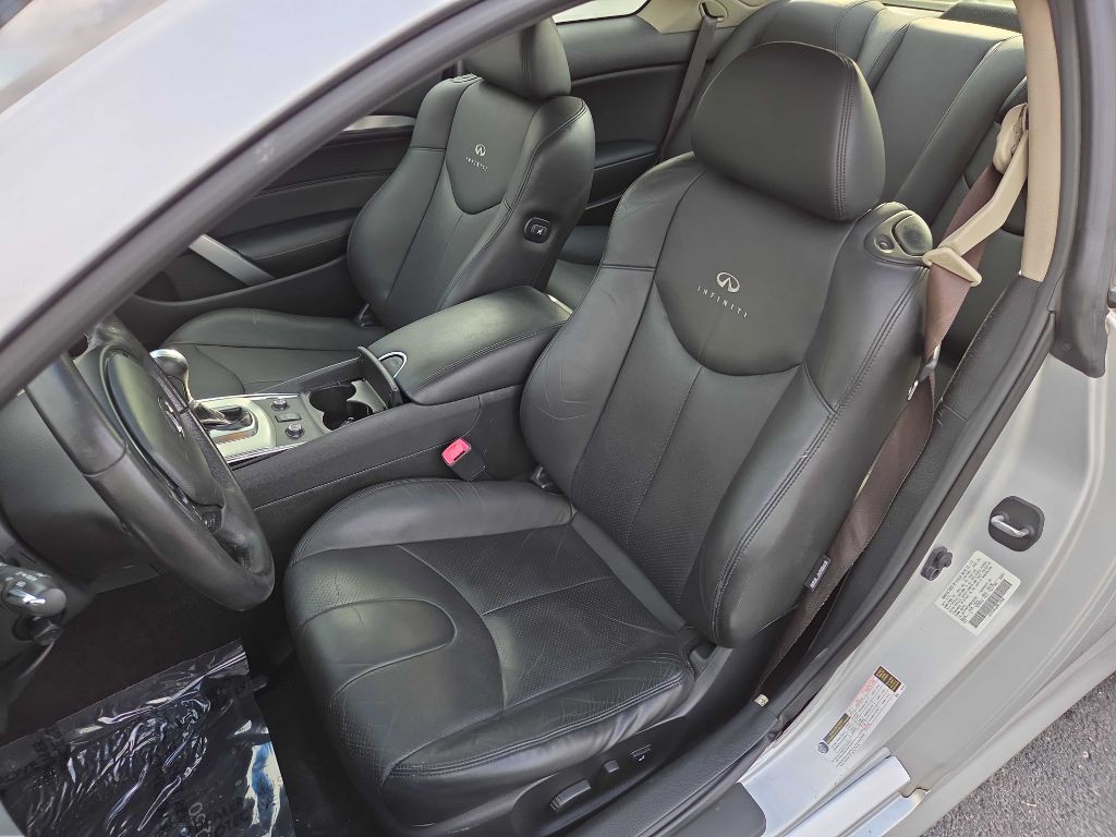 2014 INFINITI Q60 Image 8