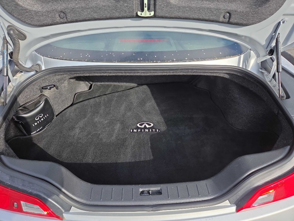 2014 INFINITI Q60 Image 12