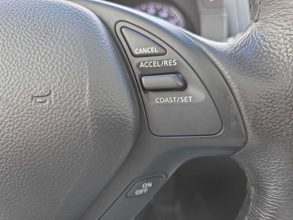 2014 INFINITI Q60 Image 22