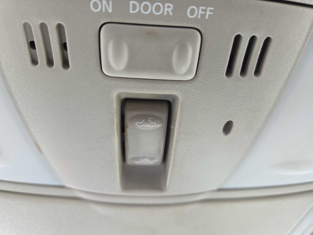 2014 INFINITI Q60 Image 25