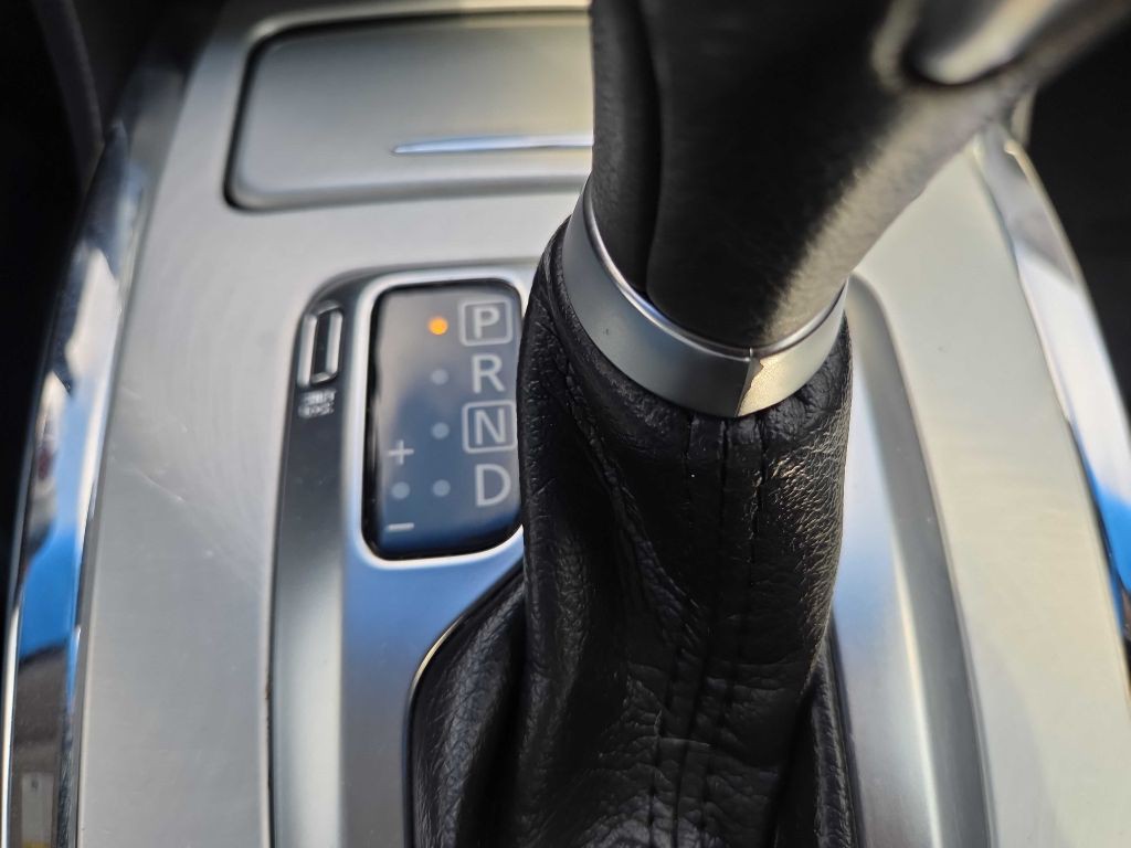 2014 INFINITI Q60 Image 29