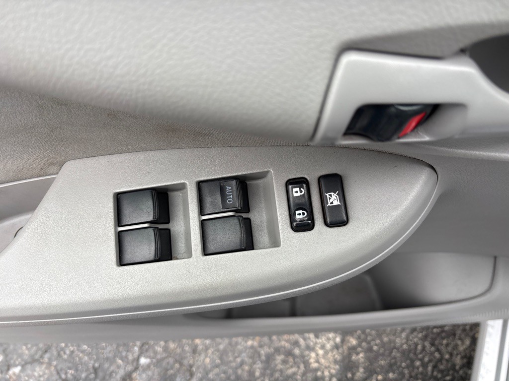 2009 Toyota Corolla Image 12