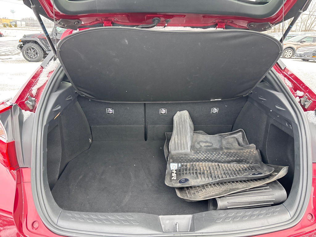 2019 Toyota C-HR Image 12