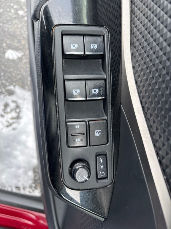 2019 Toyota C-HR Image 13