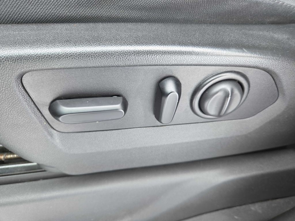 2020 Chevrolet Silverado 1500 Image 15