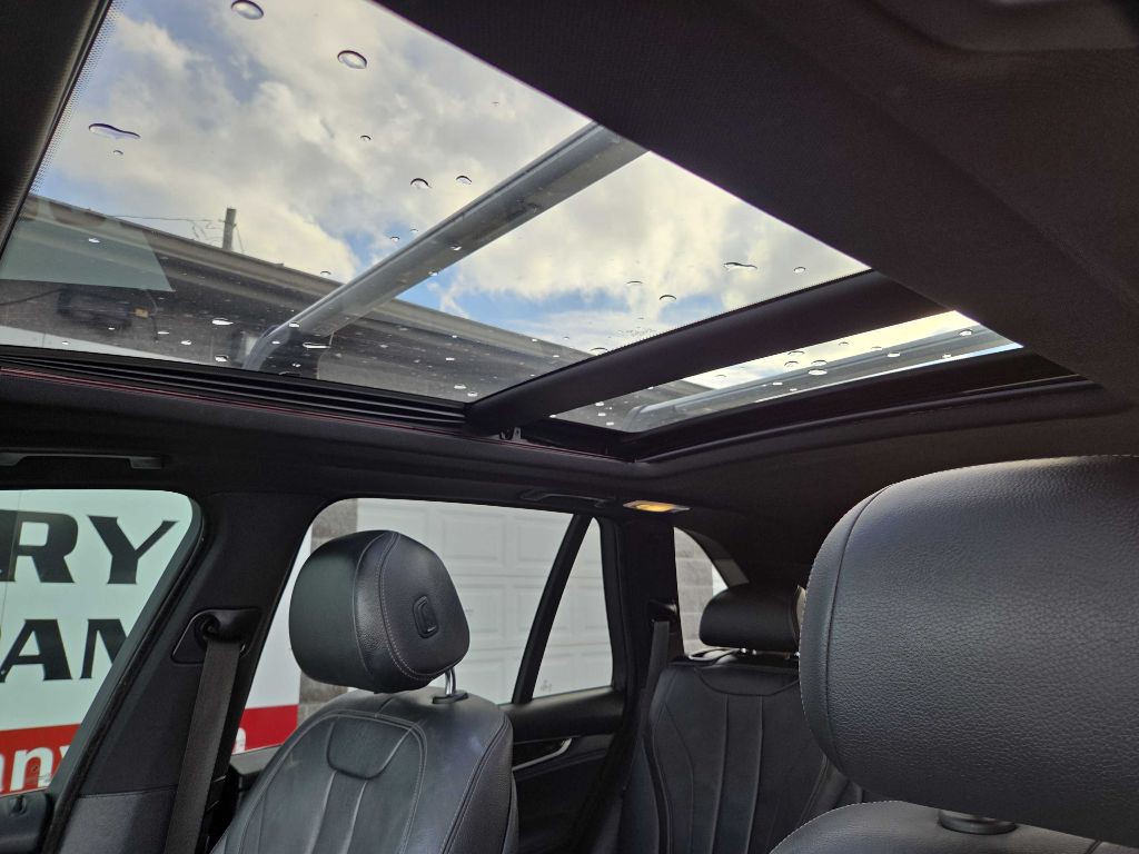 2017 BMW X5 Image 35