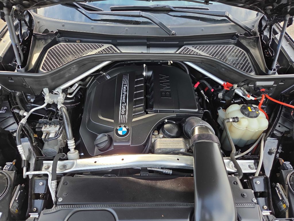 2017 BMW X5 Image 36