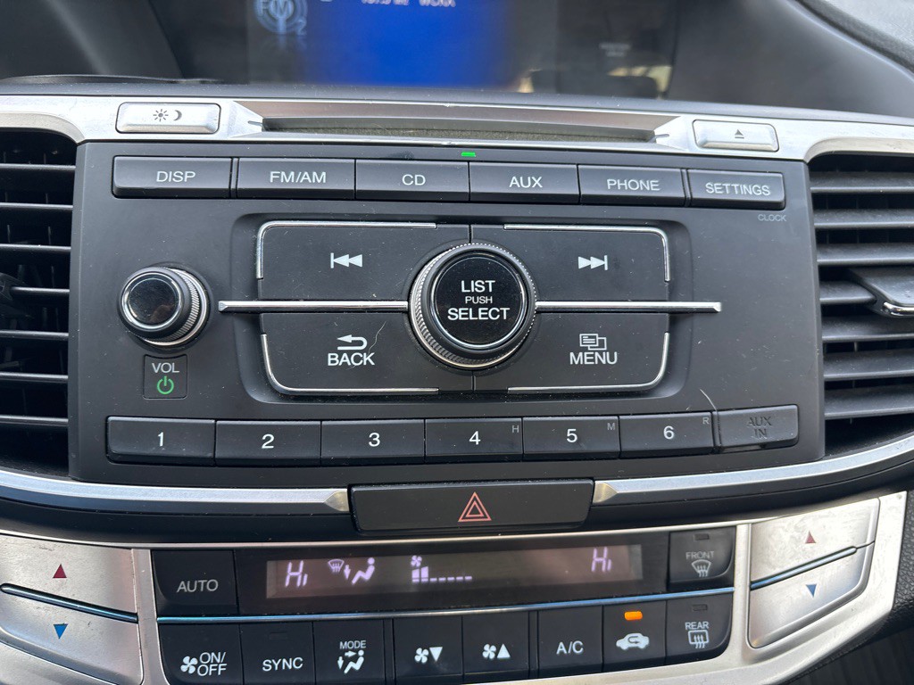 2013 Honda Accord Image 20