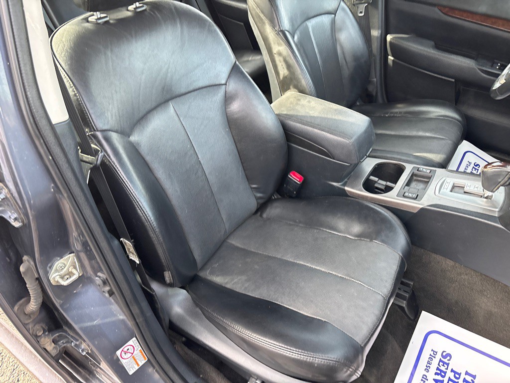 2014 Subaru Legacy Image 5