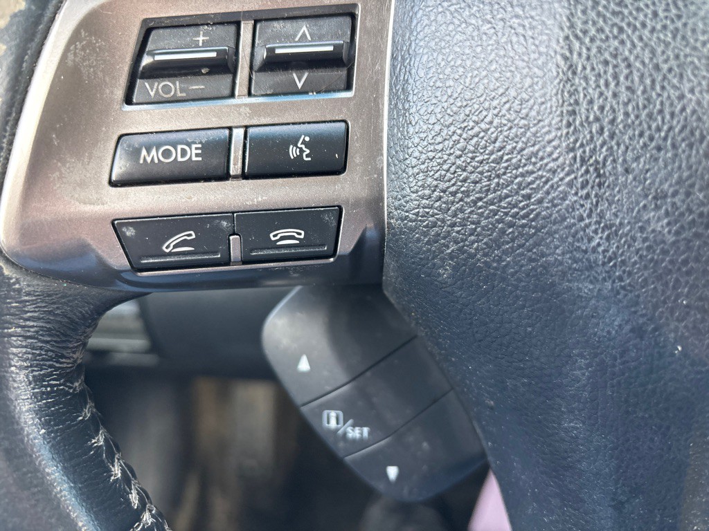 2014 Subaru Legacy Image 11