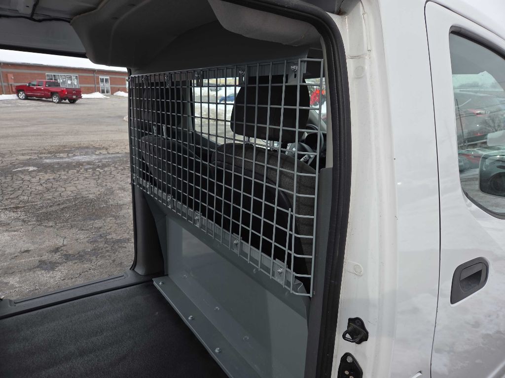 2020 Nissan NV200 Image 10