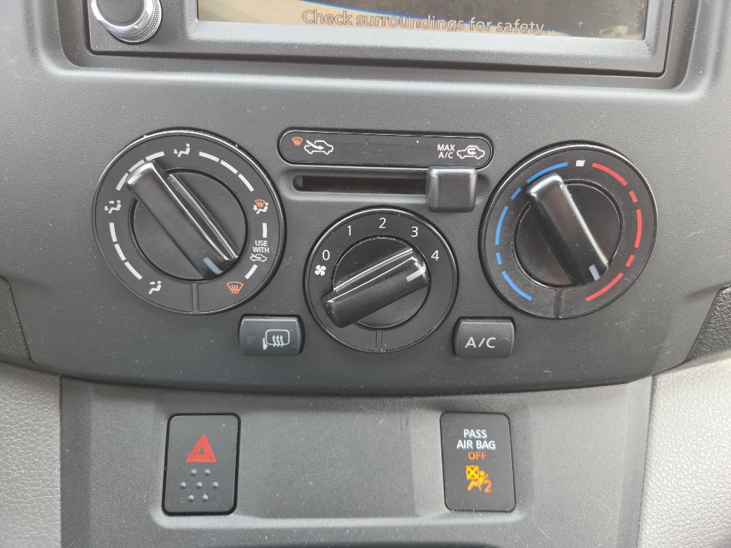 2020 Nissan NV200 Image 22