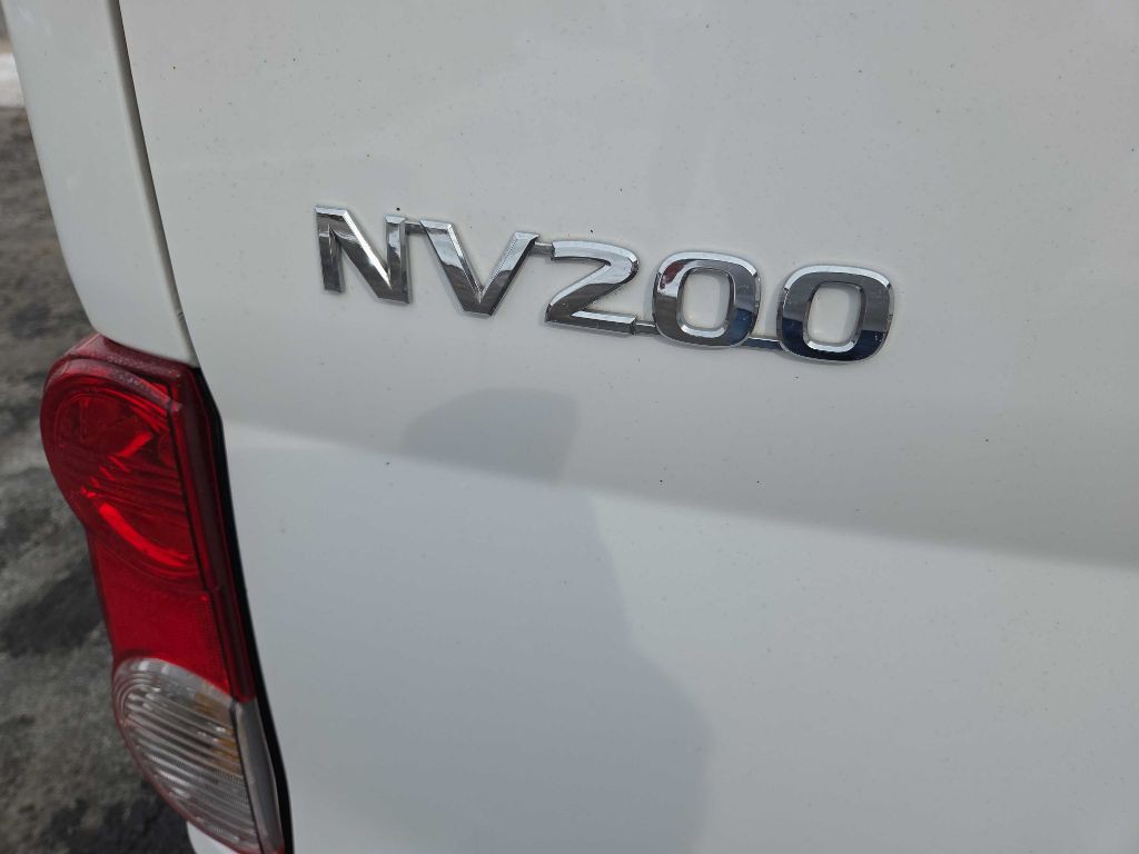 2020 Nissan NV200 Image 28