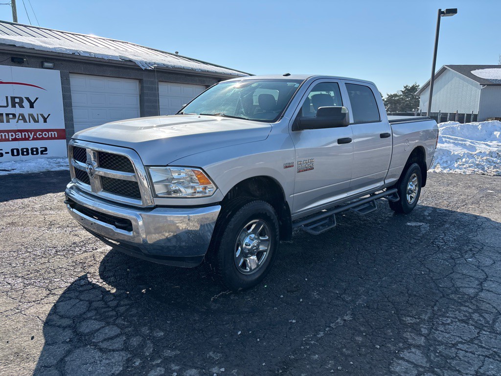 2015 RAM 2500 Image 2