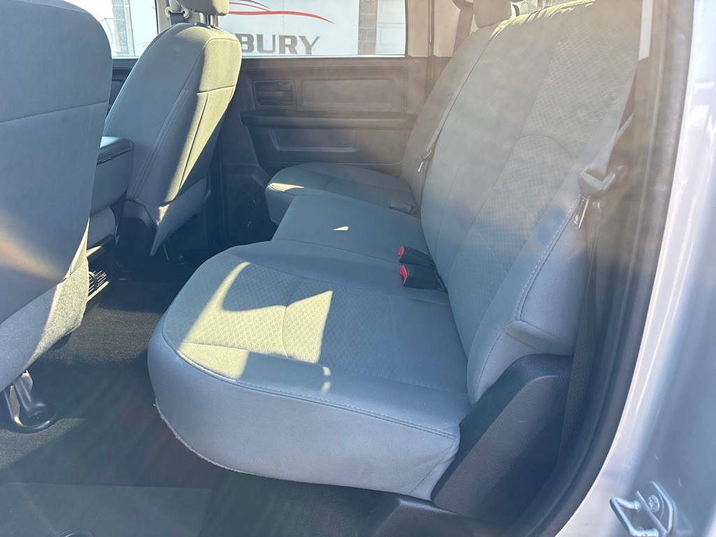 2015 RAM 2500 Image 9