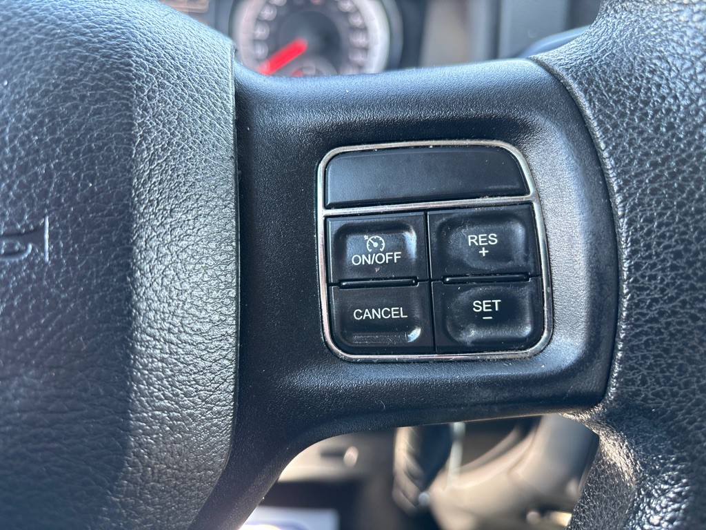 2015 RAM 2500 Image 16