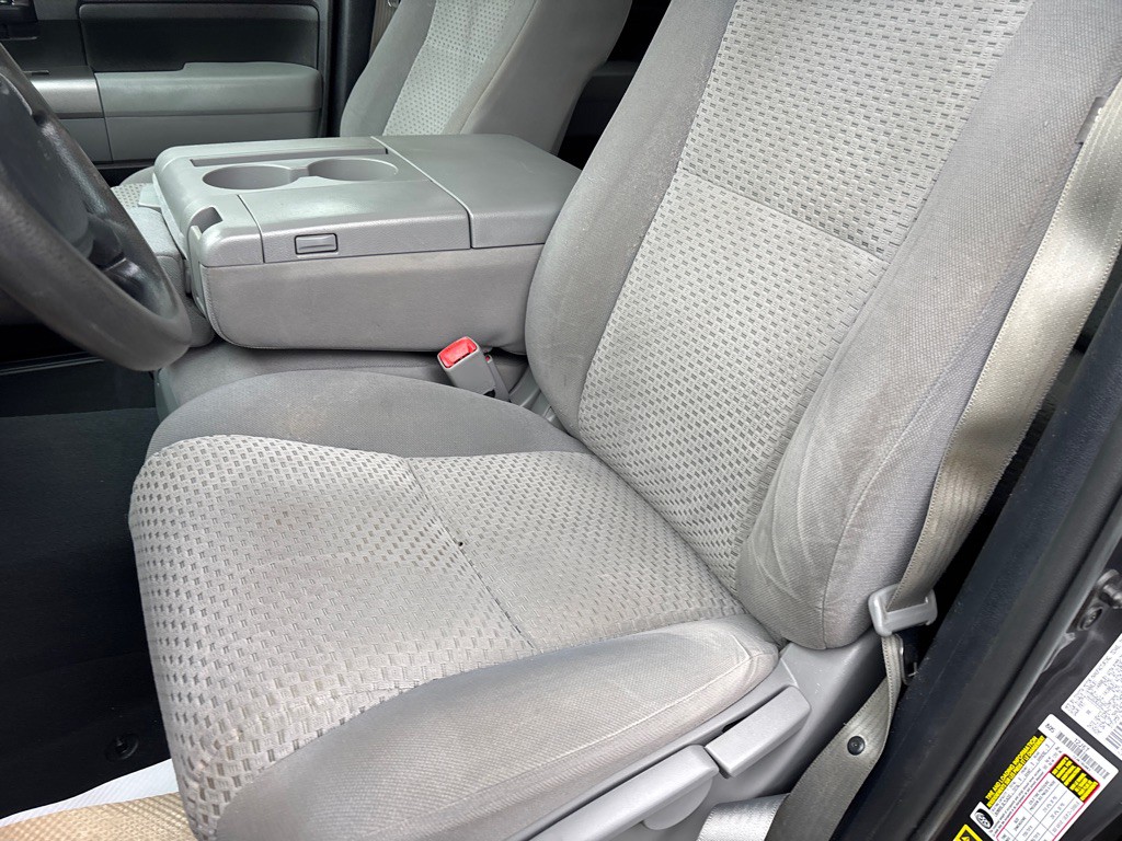 2013 Toyota Tundra Image 8