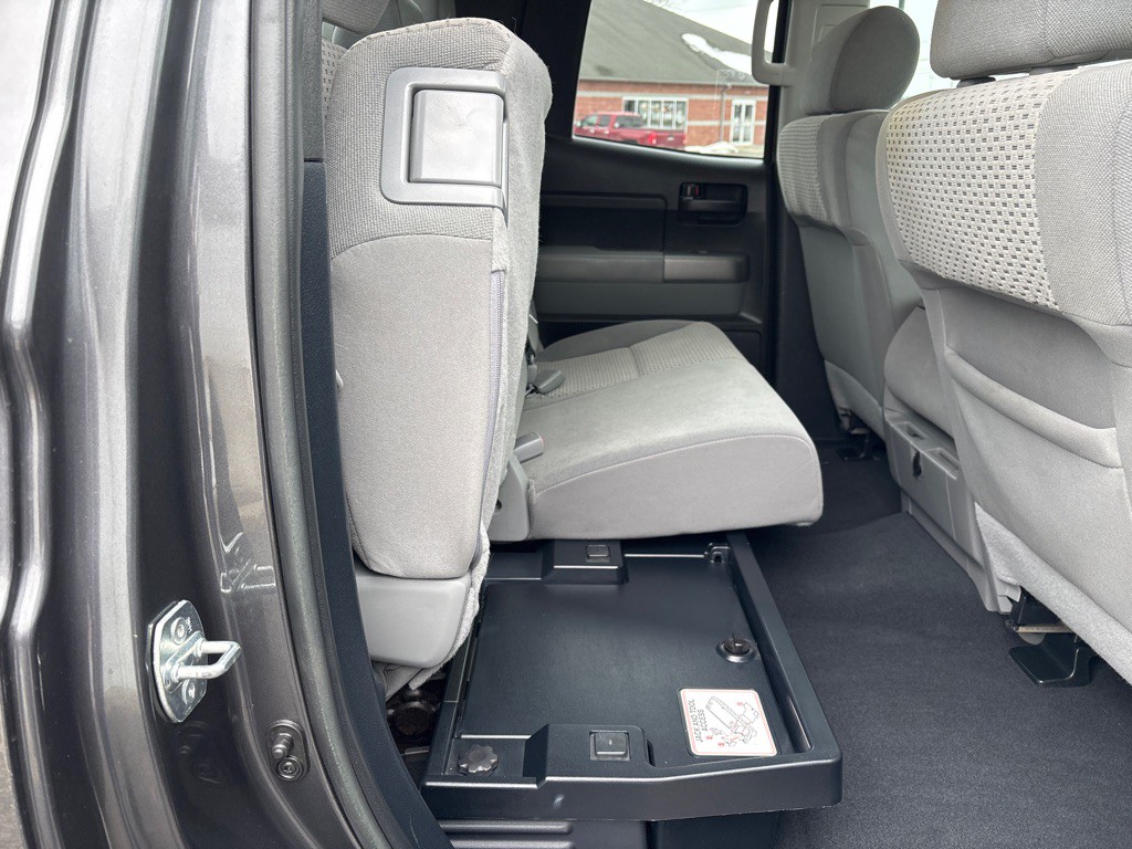 2013 Toyota Tundra Image 11