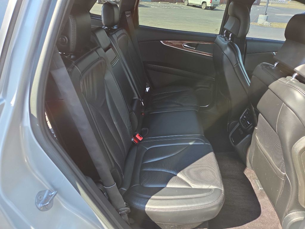 2017 Lincoln MKX Image 11