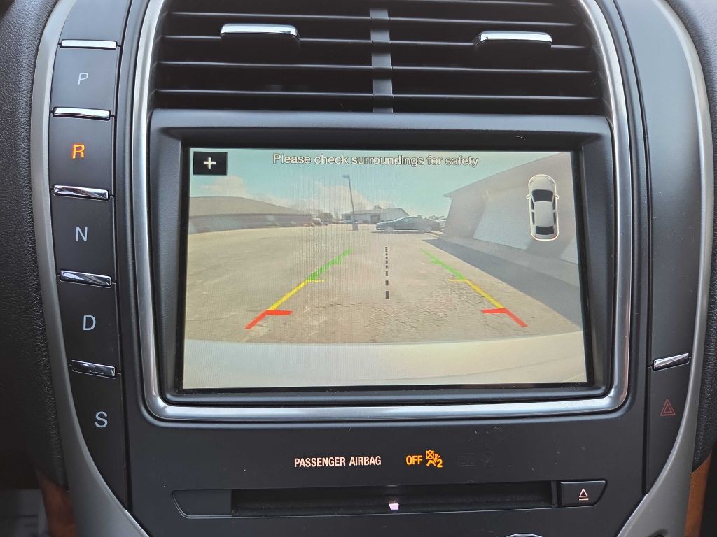 2017 Lincoln MKX Image 24