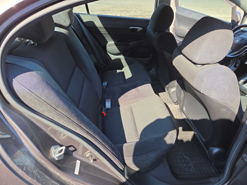 2011 Honda Civic Image 11