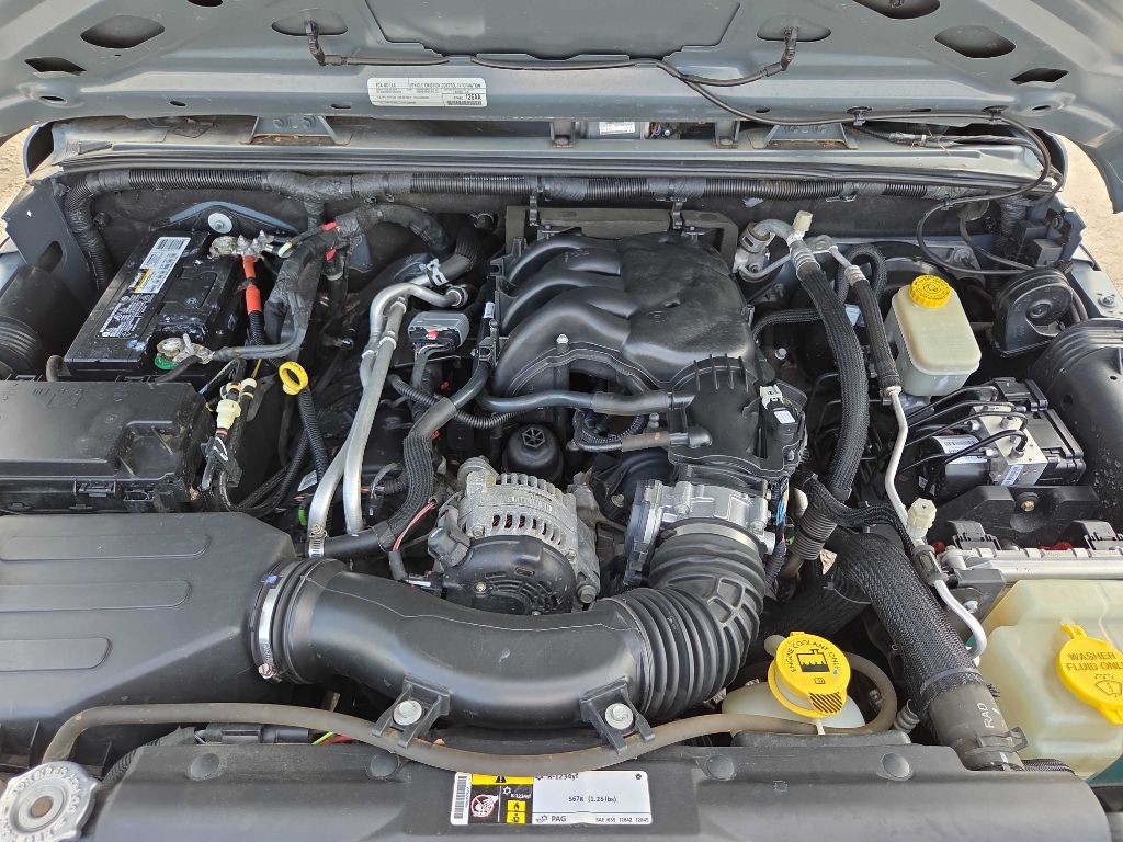 2015 Jeep Wrangler Image 24