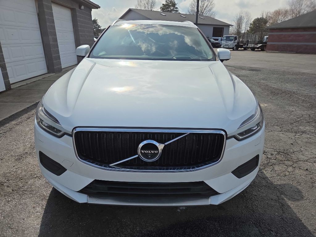 2018 Volvo XC60 Image 3