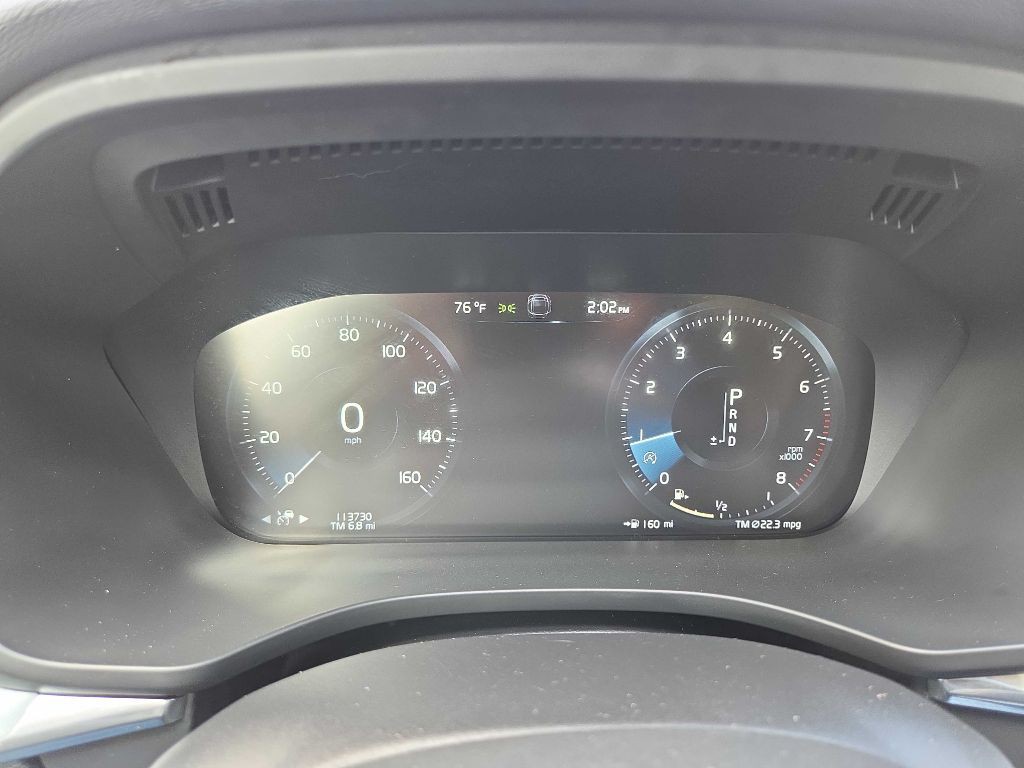 2018 Volvo XC60 Image 18