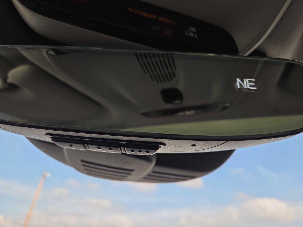 2018 Volvo XC60 Image 21