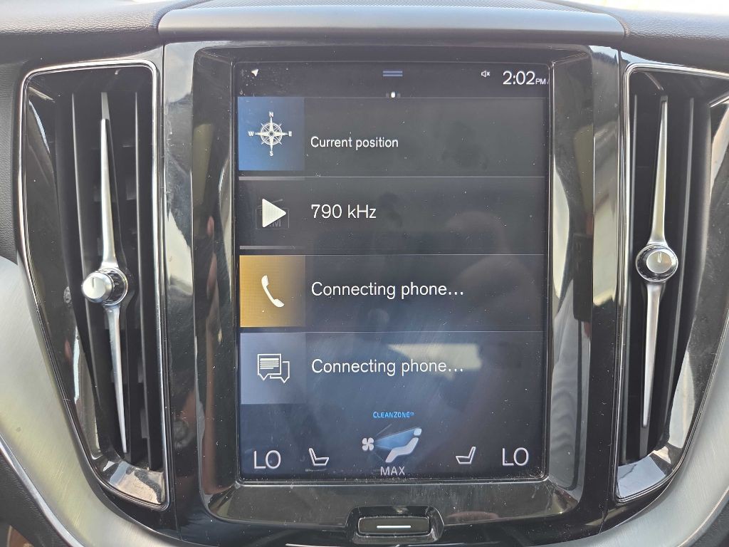 2018 Volvo XC60 Image 23