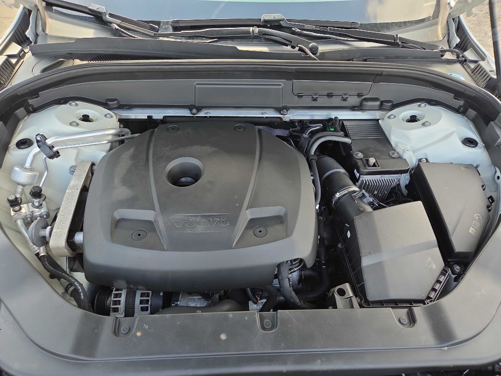 2018 Volvo XC60 Image 31