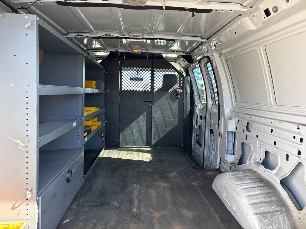 2012 Ford Econoline Image 14