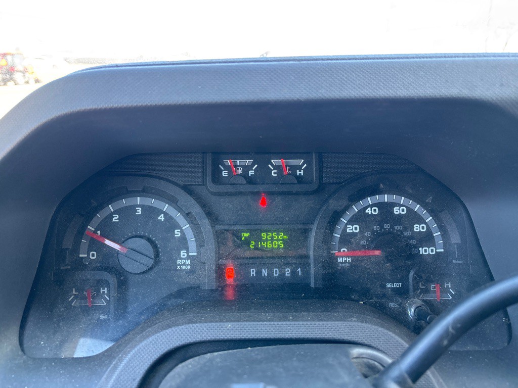 2012 Ford Econoline Image 17