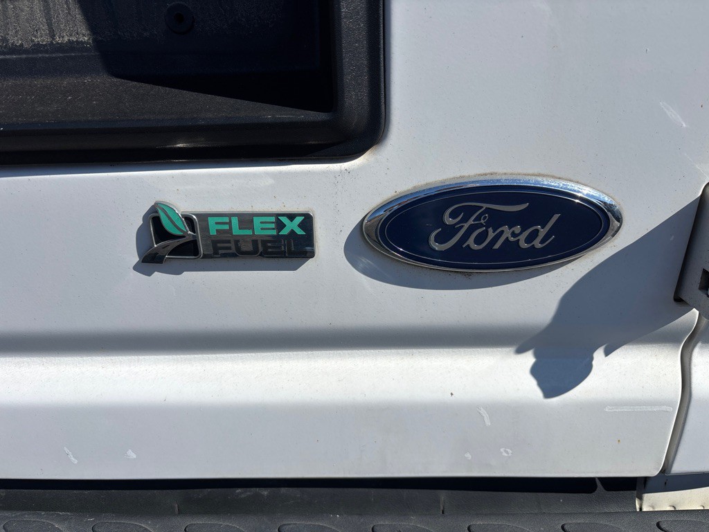 2012 Ford Econoline Image 25