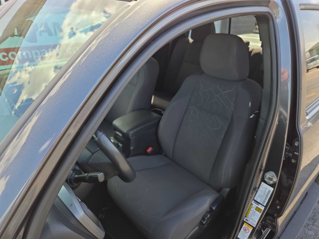 2018 Toyota Tacoma Image 8