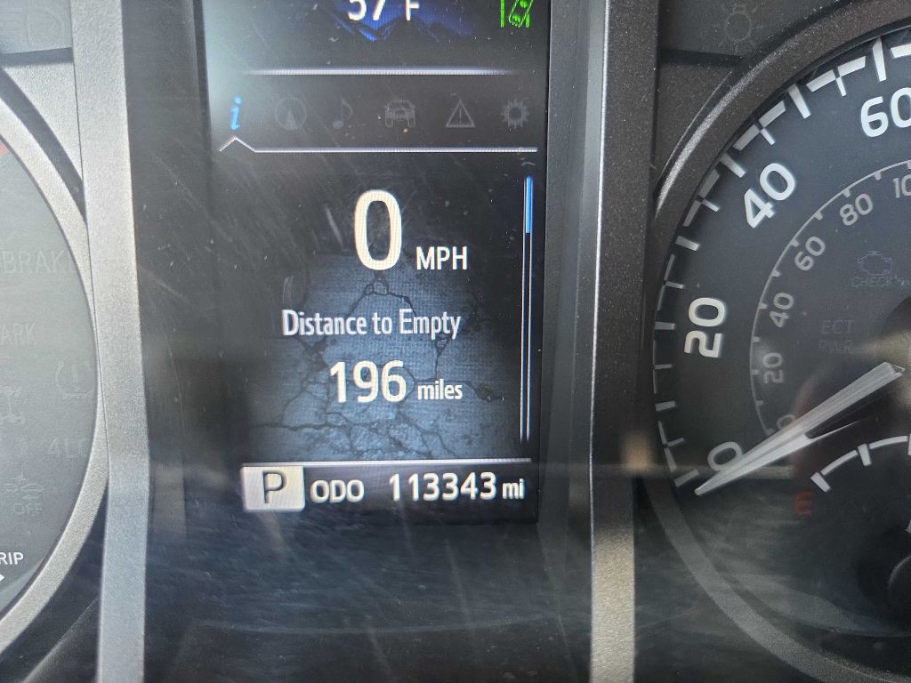 2018 Toyota Tacoma Image 14