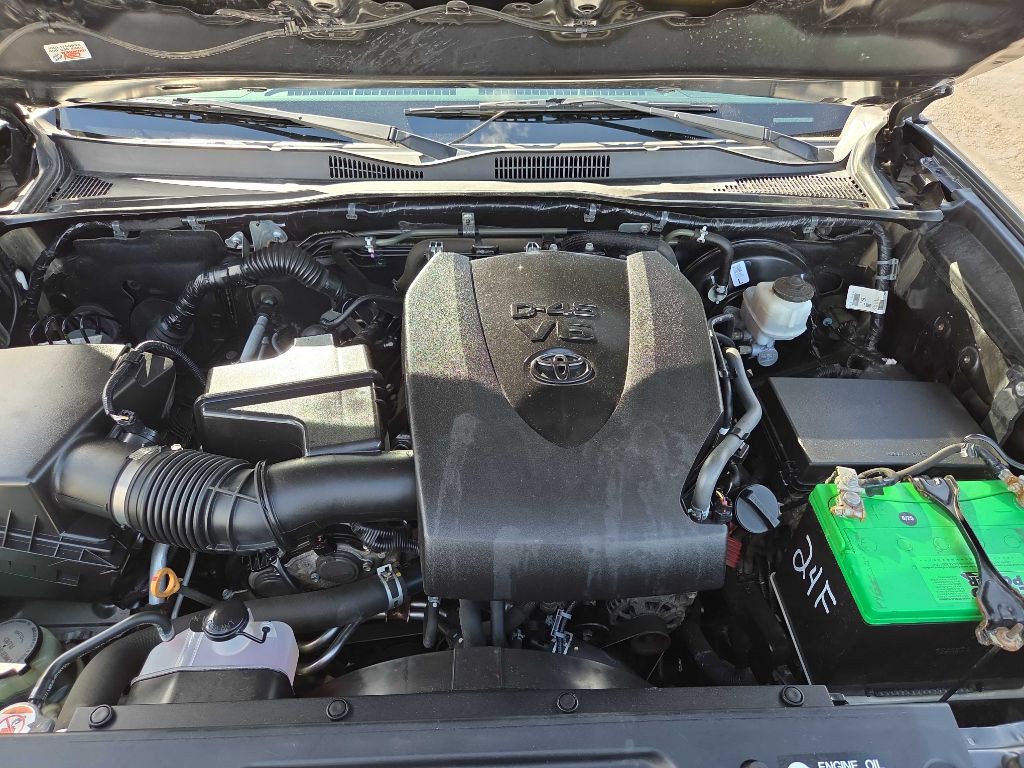 2018 Toyota Tacoma Image 30