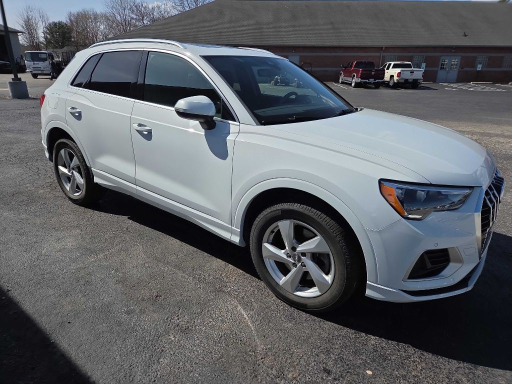 2020 Audi Q3 Image 4