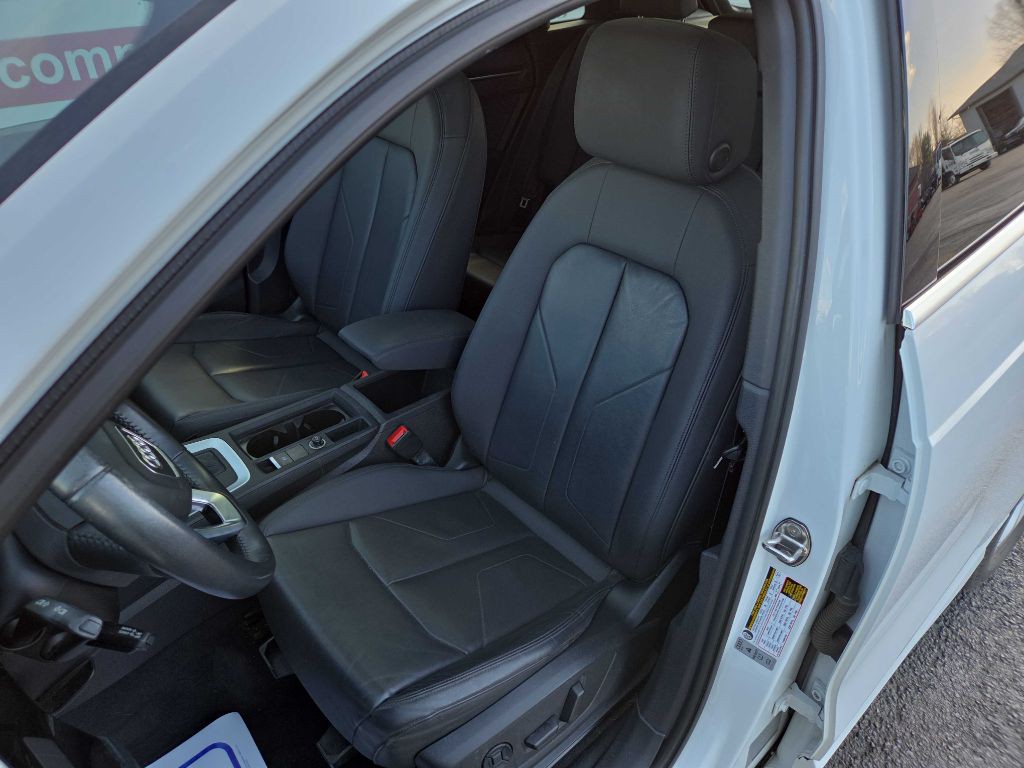 2020 Audi Q3 Image 8