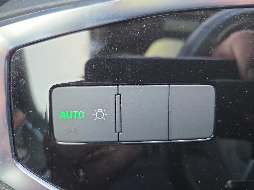 2020 Audi Q3 Image 18