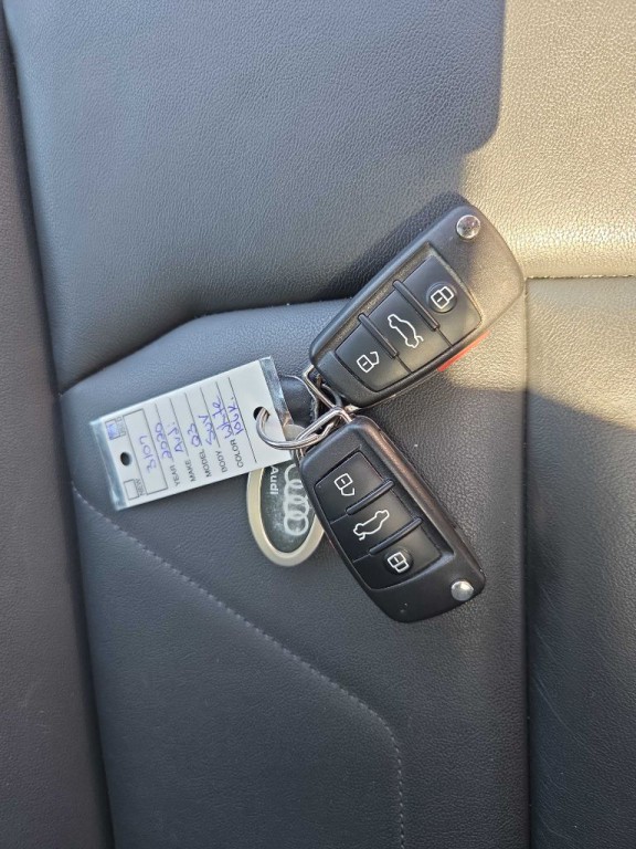 2020 Audi Q3 Image 39