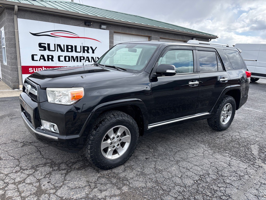 2013 Toyota 4Runner Image 2