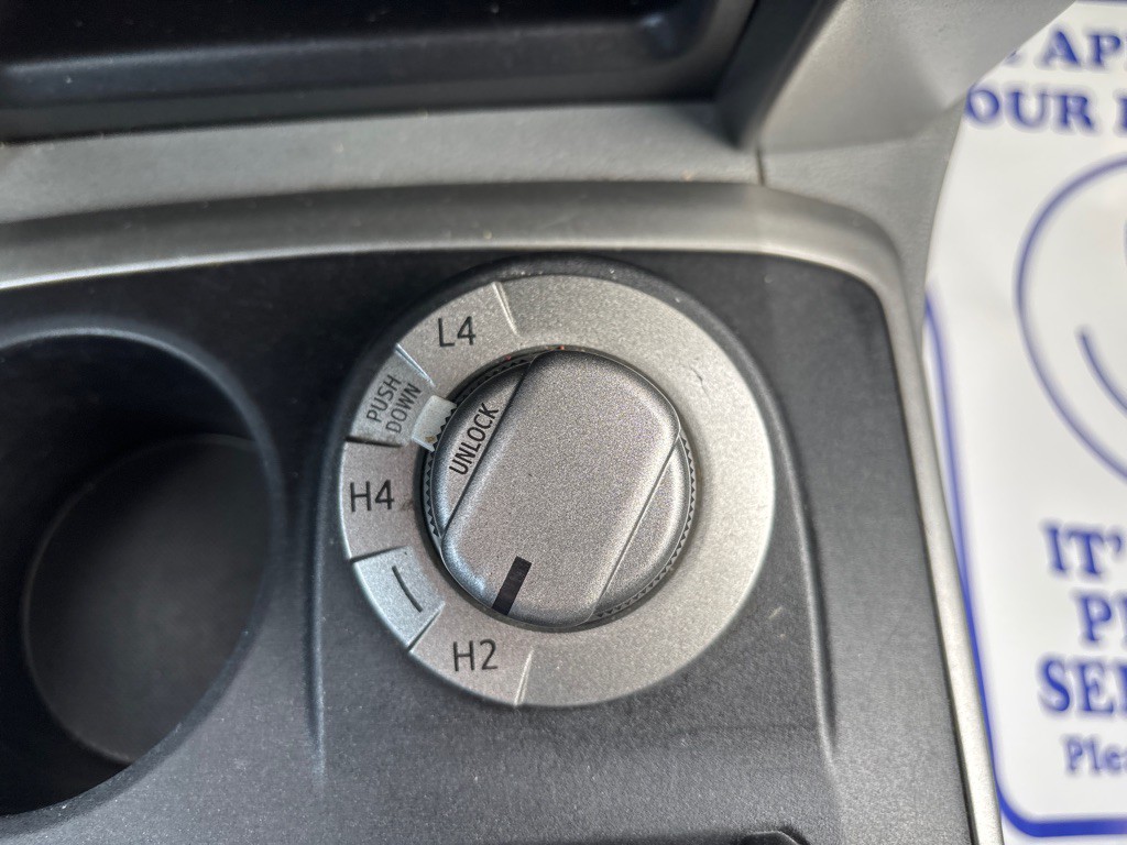 2013 Toyota 4Runner Image 21