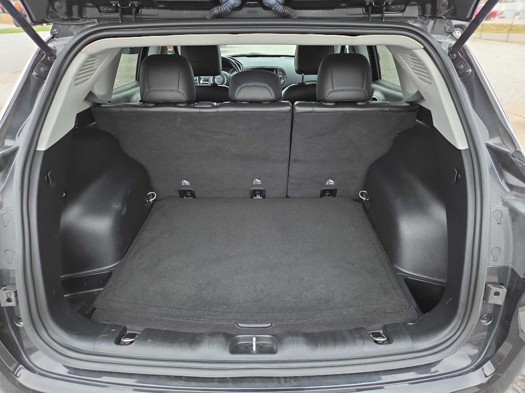 2018 Jeep Compass Image 12