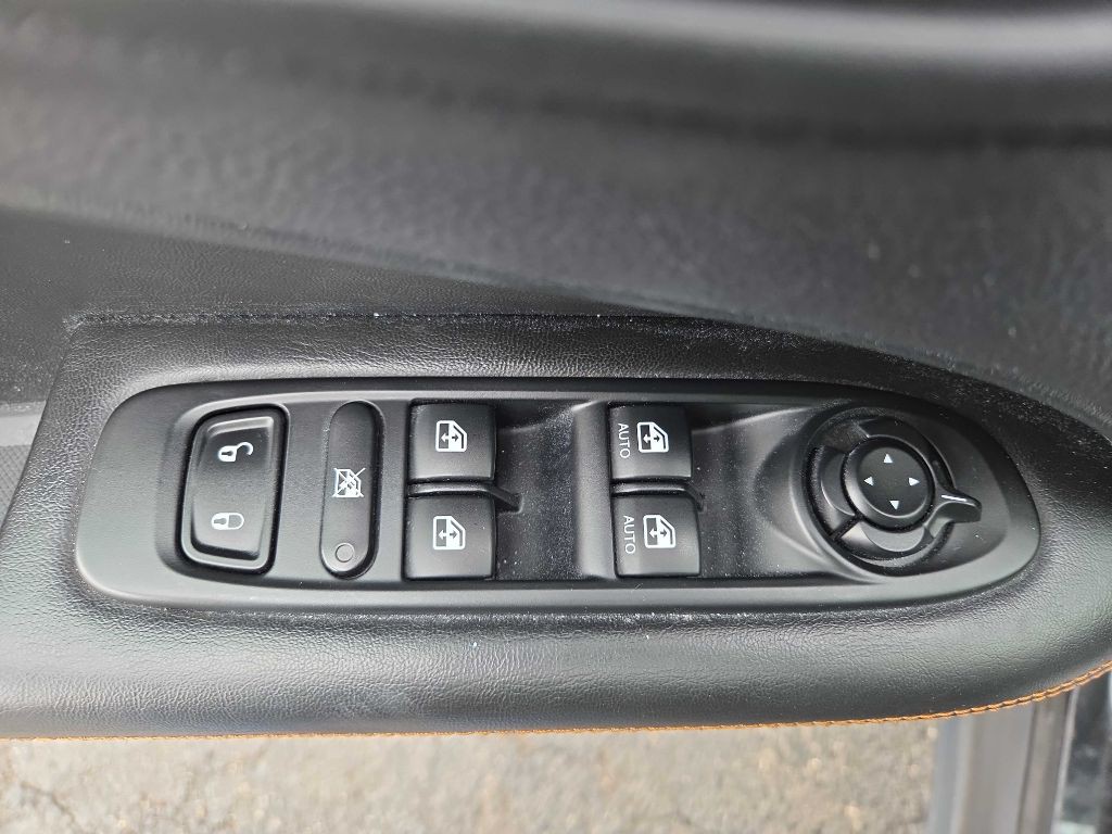 2018 Jeep Compass Image 13