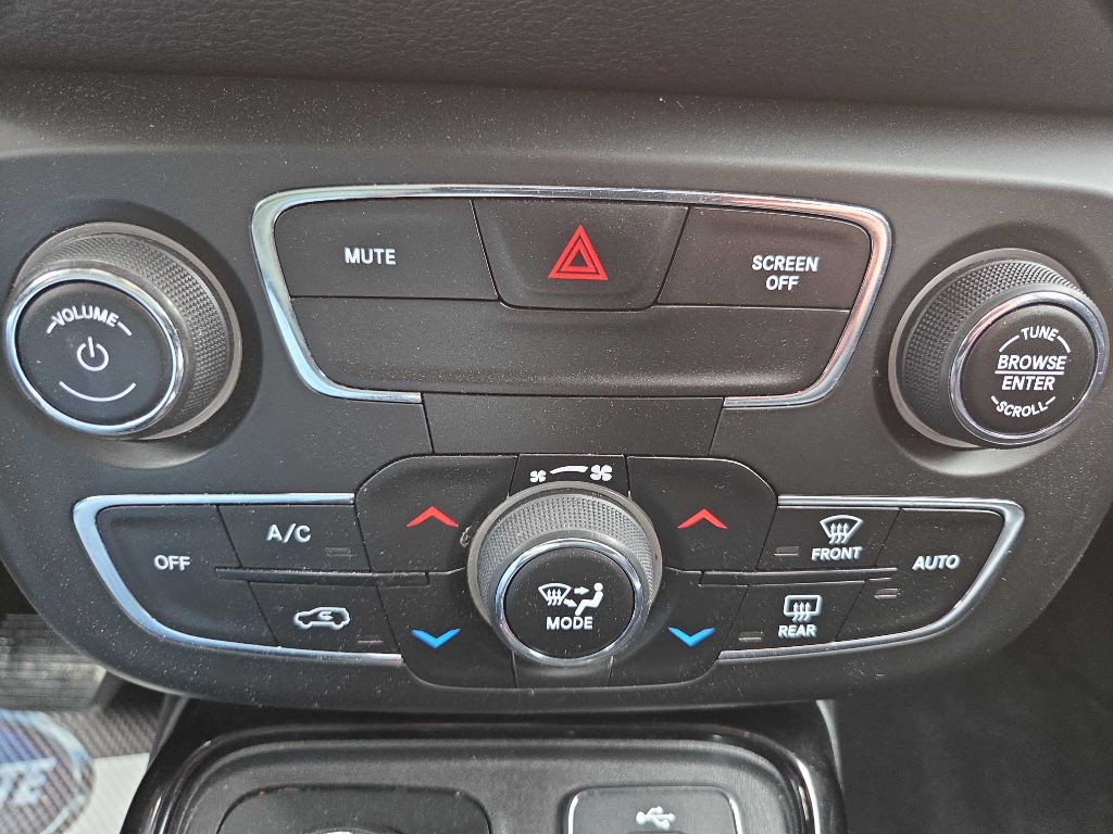 2018 Jeep Compass Image 25